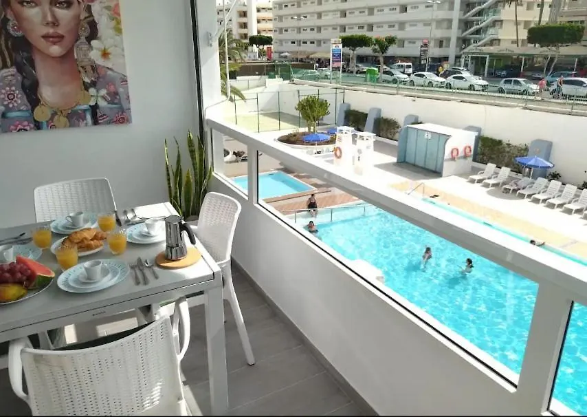 Playa Del Ingles 5 Min Walk From Yumbo! 204 Apartment Maspalomas  0*, Maspalomas (Gran Canaria)